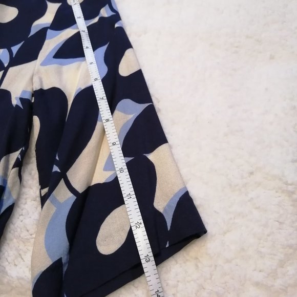 Floral navy blue blouse, H&M, size 8 - Picture 4 of 8